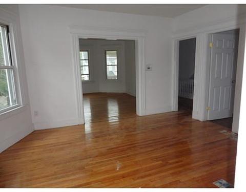 61 Crystal Ave, Springfield, MA 01108 photo 7