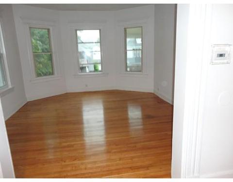 61 Crystal Ave, Springfield, MA 01108 photo 9
