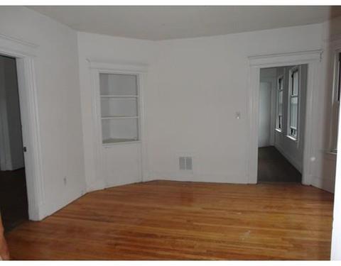 61 Crystal Ave, Springfield, MA 01108 photo 8