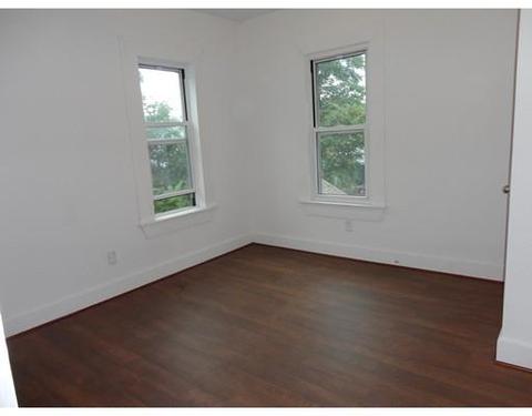 61 Crystal Ave, Springfield, MA 01108 photo 16