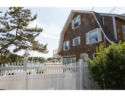 8 Onset Ave, Buzzards Bay, MA 02532 photo 5