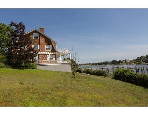 8 Onset Ave, Buzzards Bay, MA 02532 photo 3