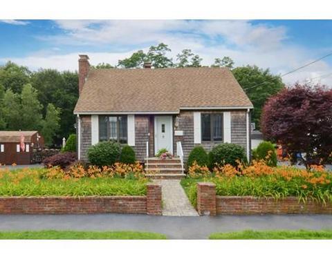 103 Forest St, Danvers, MA 01923 photo 1