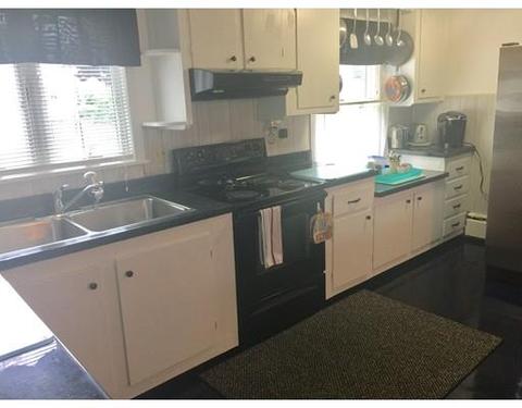392 Maple St, Danvers, MA 01923 photo 4