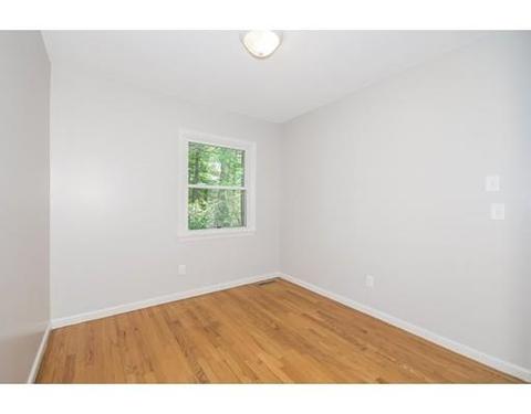259 Gresham St, Springfield, MA 01119 photo 15