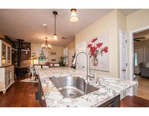 720 State St, Hanson, MA 02341 photo 14