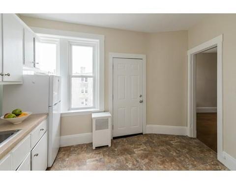 71 Babcock St #6, Brookline, MA 02446 photo 3