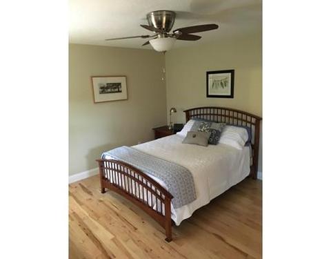 28 Paul St, Easthampton, MA 01027 photo 6
