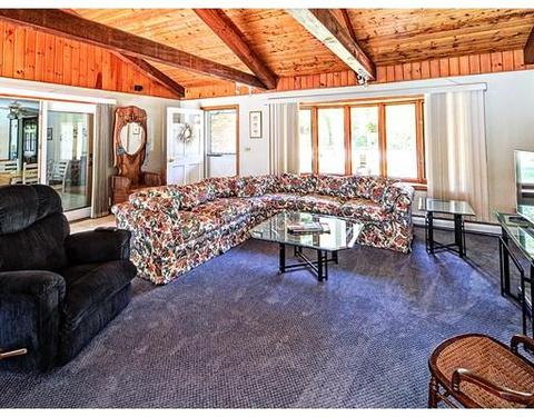 281 S Sandwich Rd, Mashpee, MA 02649 photo 3