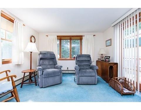 27 Pine Plain Rd, Wellesley, MA 02481 photo 8