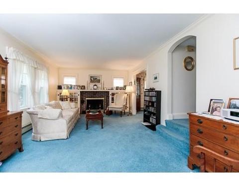 27 Pine Plain Rd, Wellesley, MA 02481 photo 3
