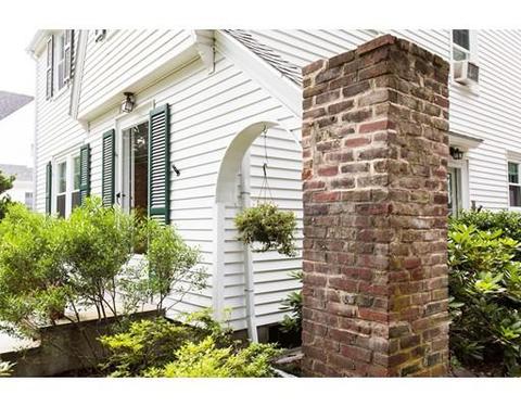 27 Pine Plain Rd, Wellesley, MA 02481 photo 2