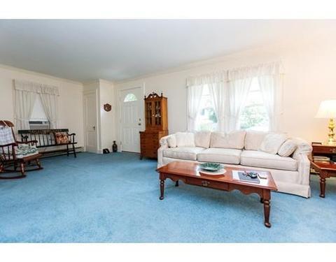 27 Pine Plain Rd, Wellesley, MA 02481 photo 4
