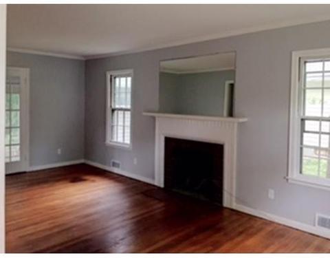 74 Rencelau St, Springfield, MA 01118 photo 11