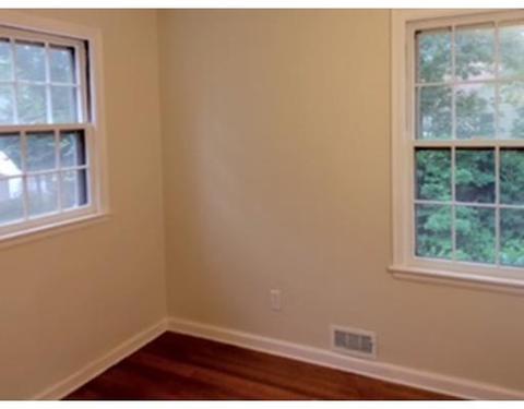 74 Rencelau St, Springfield, MA 01118 photo 20