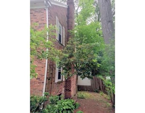 74 Rencelau St, Springfield, MA 01118 photo 2