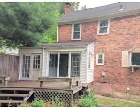 74 Rencelau St, Springfield, MA 01118 photo 4