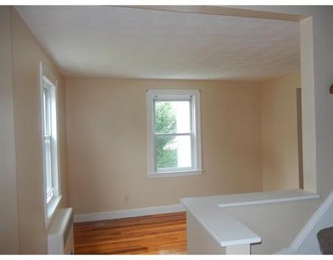 40 Pearson St, Saugus, MA 01906 photo 4