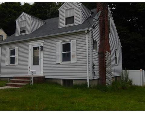 40 Pearson St, Saugus, MA 01906 photo 2