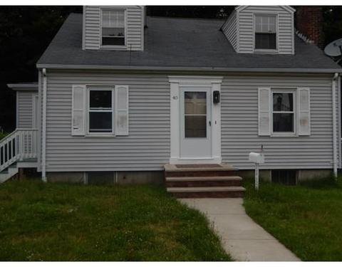 40 Pearson St, Saugus, MA 01906 photo 1