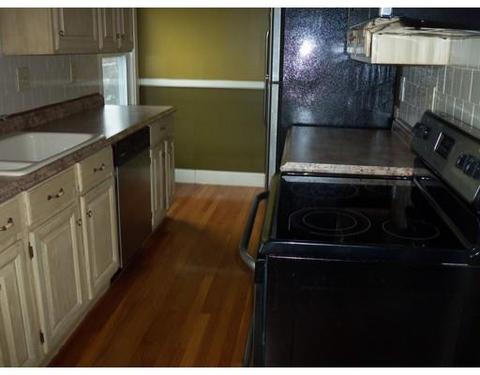 686 Hanover St, Fall River, MA 02721 photo 4