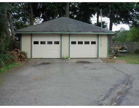 686 Hanover St, Fall River, MA 02721 photo 2