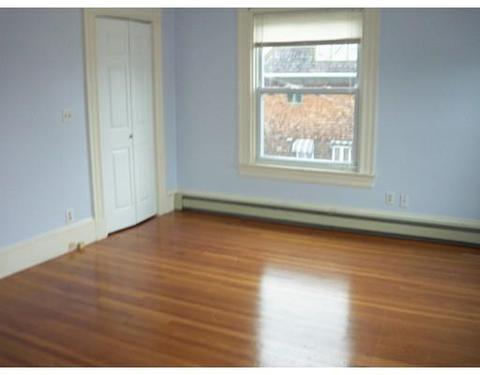 686 Hanover St, Fall River, MA 02721 photo 9