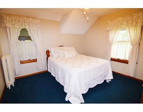 73 Castle St, Springfield, MA 01118 photo 17