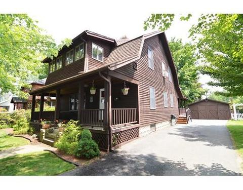 73 Castle St, Springfield, MA 01118 photo 1