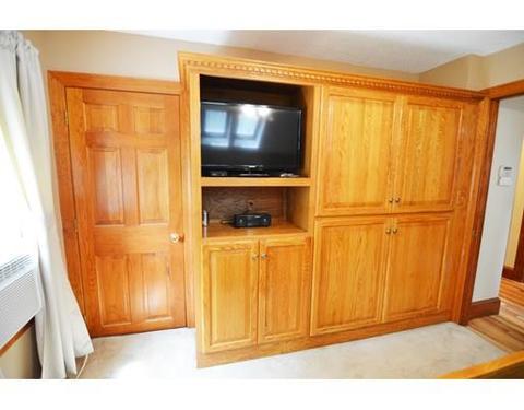 73 Castle St, Springfield, MA 01118 photo 14