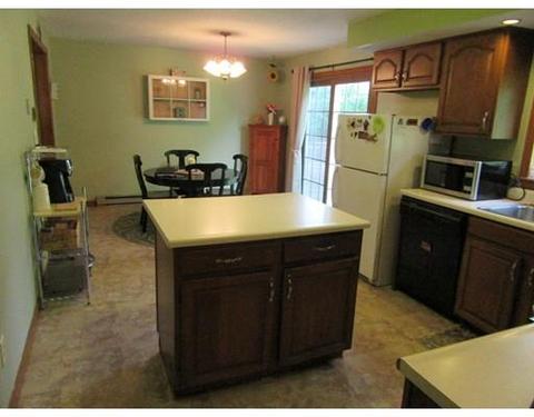 415 James St, Chicopee, MA 01020 photo 8