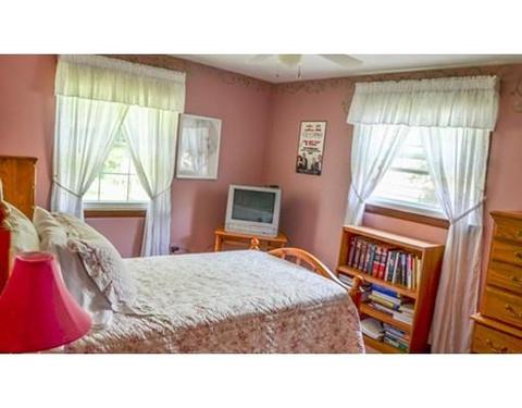 24 Cindy Cir, Springfield, MA 01129 photo 10