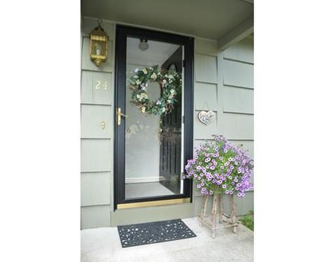 24 Cindy Cir, Springfield, MA 01129 photo 3