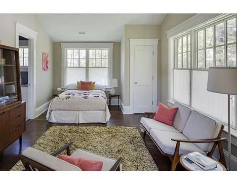 181 Clyde St, Chestnut Hill, MA 02467 photo 20