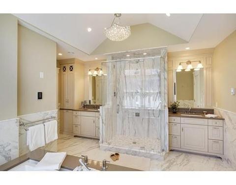 181 Clyde St, Chestnut Hill, MA 02467 photo 17