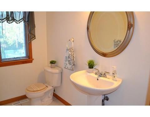 33 Dinis St, Ludlow, MA 01056 photo 24