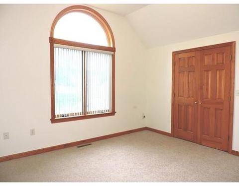 33 Dinis St, Ludlow, MA 01056 photo 18
