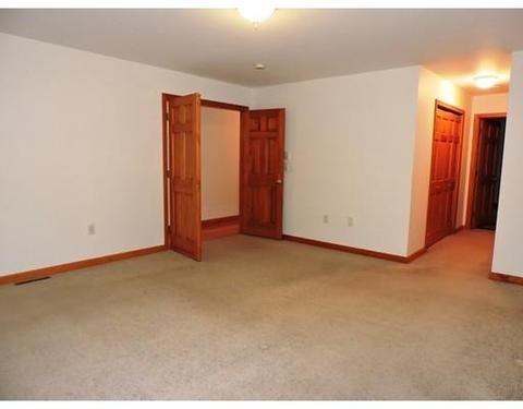 33 Dinis St, Ludlow, MA 01056 photo 16