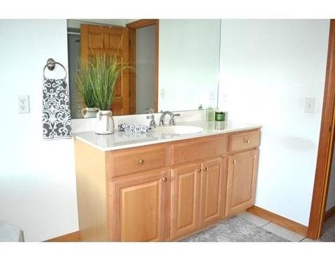 33 Dinis St, Ludlow, MA 01056 photo 23