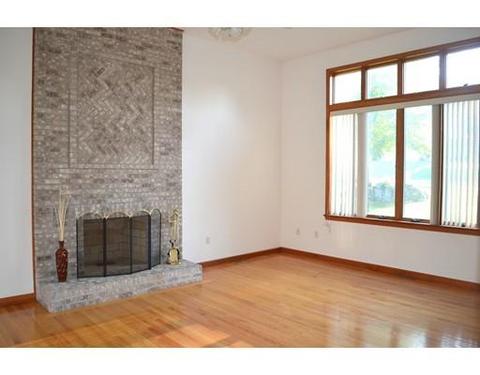 33 Dinis St, Ludlow, MA 01056 photo 6