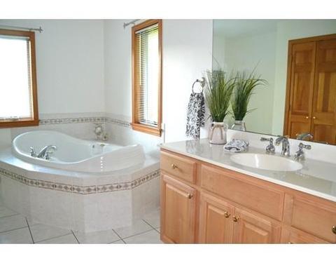 33 Dinis St, Ludlow, MA 01056 photo 20