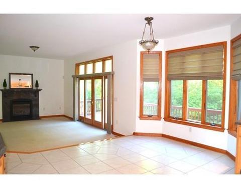 33 Dinis St, Ludlow, MA 01056 photo 14