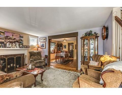 7 Springvale Rd, Reading, MA 01867 photo 4