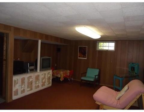 25 Burnside Ter, Springfield, MA 01118 photo 17