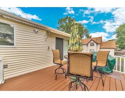 53 Moore St, Springfield, MA 01107 photo 11