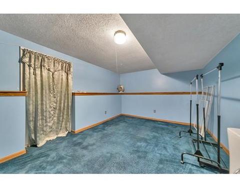53 Moore St, Springfield, MA 01107 photo 28