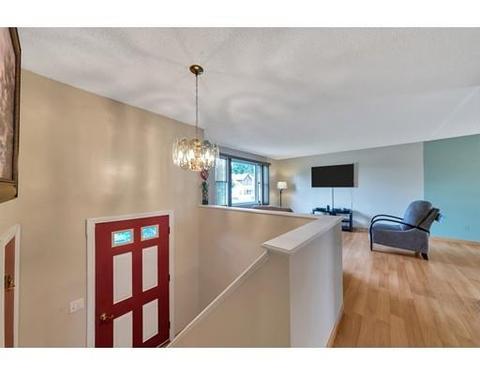 53 Moore St, Springfield, MA 01107 photo 25