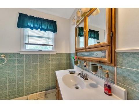 53 Moore St, Springfield, MA 01107 photo 21