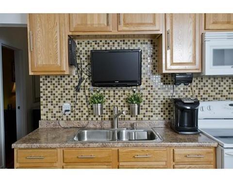 88 Monrovia St, Springfield, MA 01104 photo 6