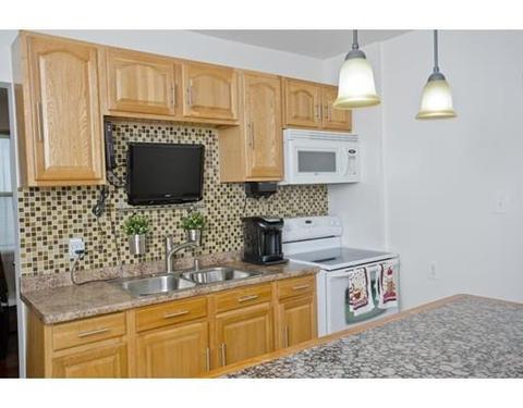 88 Monrovia St, Springfield, MA 01104 photo 7